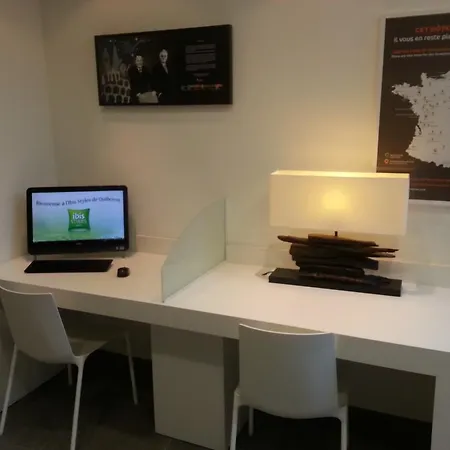 Ibis Styles Centre Hotel 3*