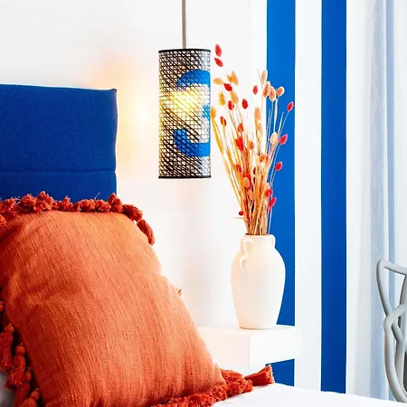 Ibis Styles Centre Hotell 3*